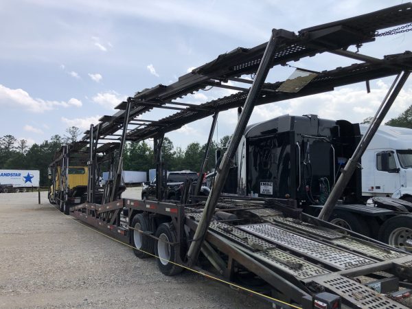 2001 International Transtar F-8100 Car Carrier - Image 4
