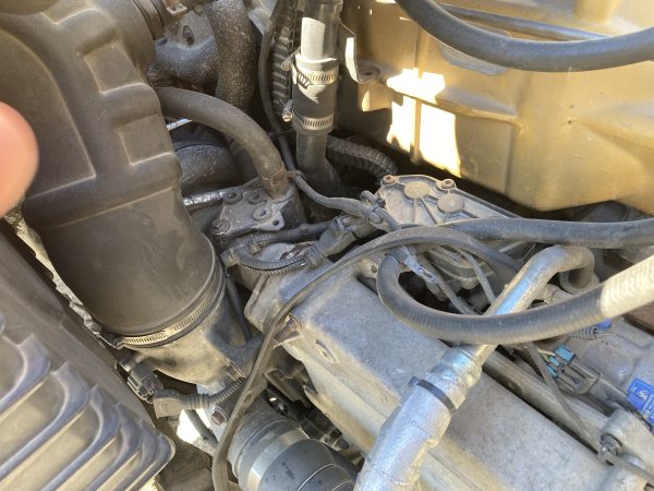 2013 Caterpillar CT660 - Image 6