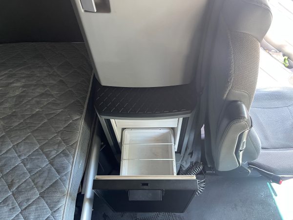 2018 Kenworth T680 - Image 4