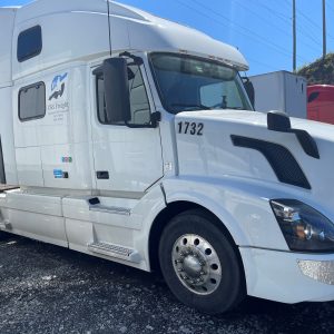 2017 Volvo VNL64T780