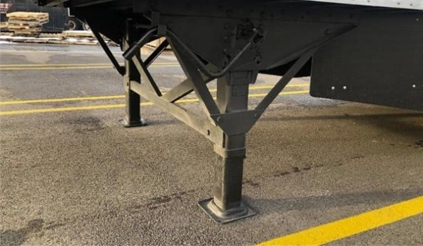2019 Peterbilt 579 - Image 24
