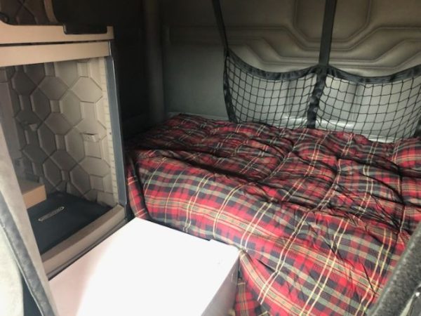 2014 FRIEGHTLINER CASCADIA 125 - Image 4