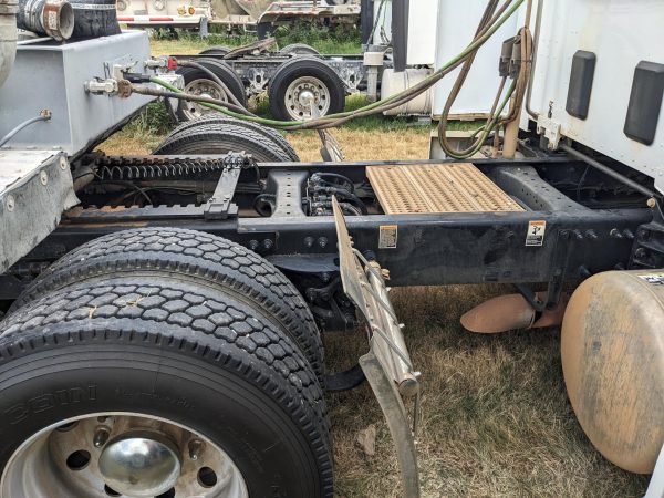 2018 Kenworth T680 - Image 2