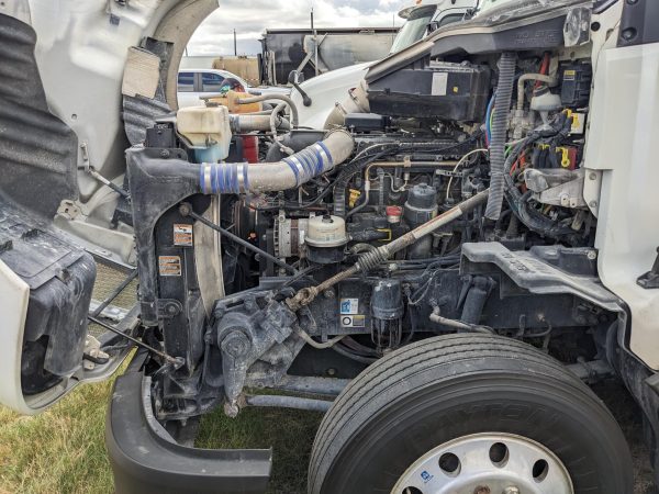 2018 Kenworth T680 - Image 3