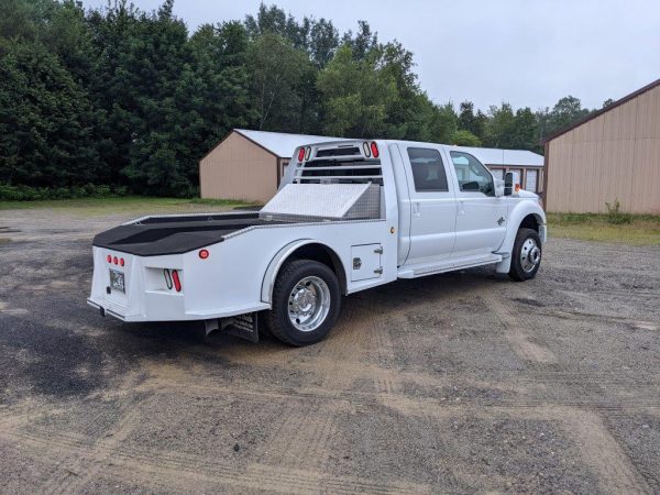 2013 Ford F550 SD Lariat - Image 3