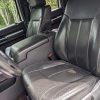 2013 Ford F550 SD Lariat - Image 13