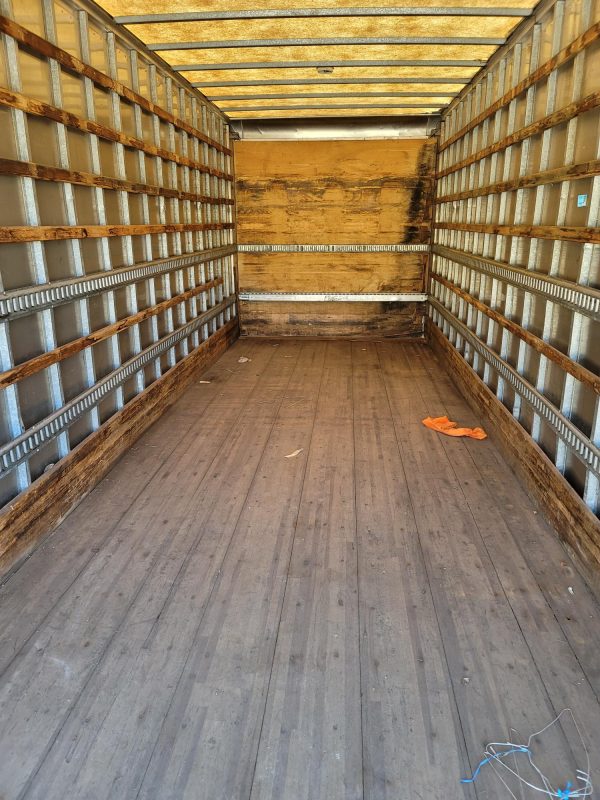 2007 International DuraStar 4300 - Image 20