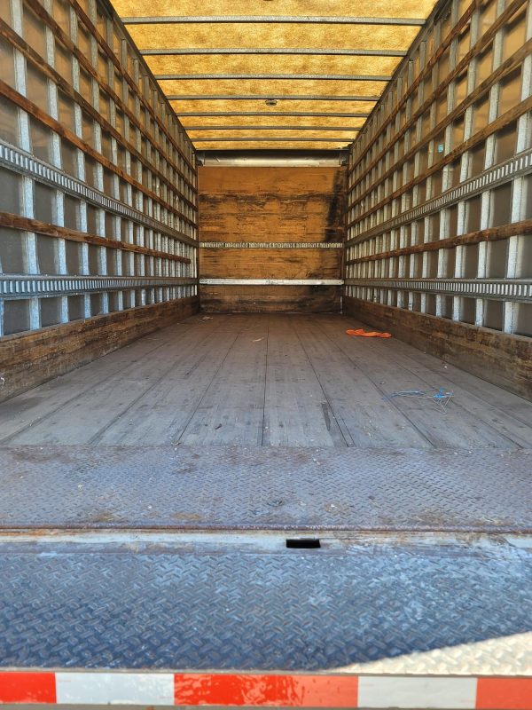 2007 International DuraStar 4300 - Image 21