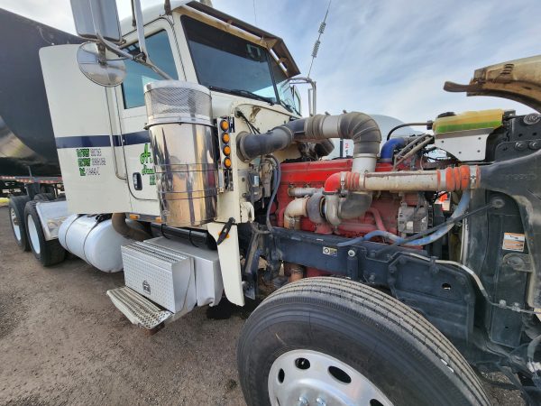 2010 Peterbilt 367 - Image 3