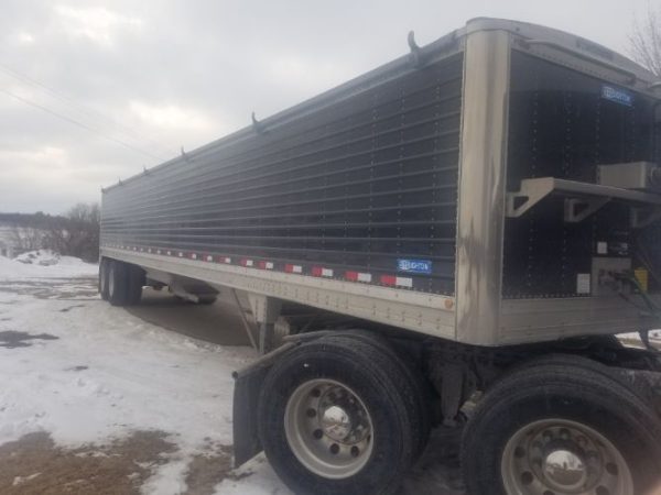 2018 FREIGHTLINER CASCADIA 113  COMBO  2015 STOUGHTON AG HOPPER - Image 8