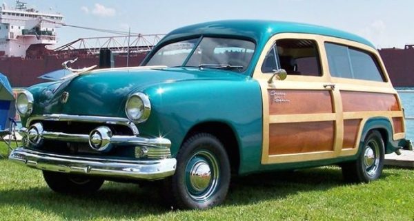 1951 FORD COUNTRY SQUIRE  WOODY WAGON