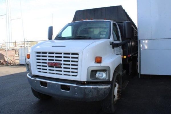 2006 GMC TOPKICK C6500 DUMP GRAIN TRUCK - Image 2