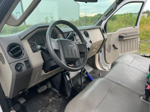 2008 FORD F450 SUPER DUTY UTILITY BUCKET TRUCK - Image 3