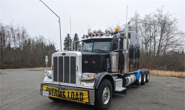 2013 PETERBILT 388