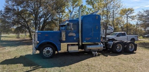 2003 PETERBILT 379EXHD - Image 3