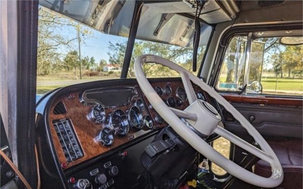 2003 PETERBILT 379EXHD - Image 5