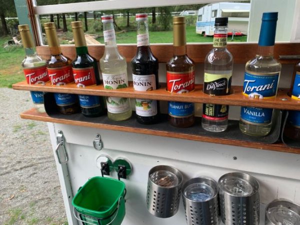 1981 BRAWLEY HORSE TRAILER  FULLY CONVERTED INTO MOBILE COFFE BUSINESS - Image 6