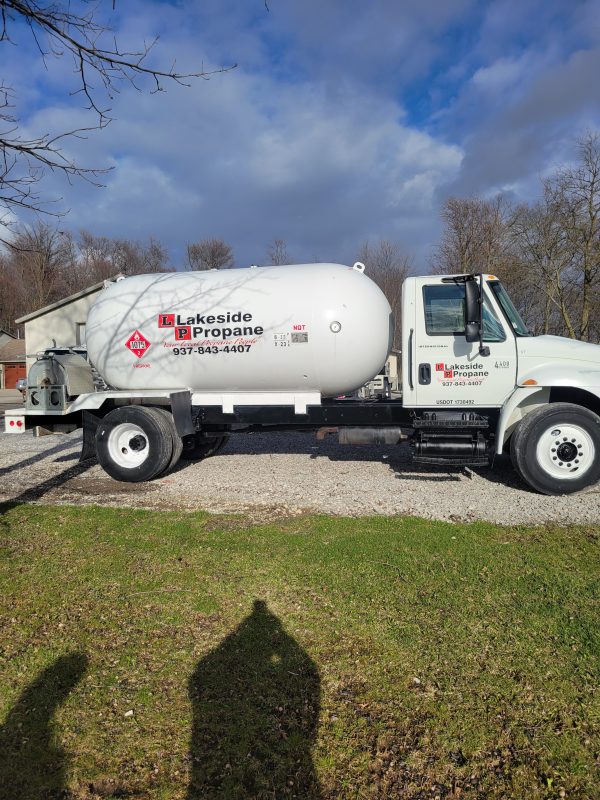 2005 International 4400 - Image 10