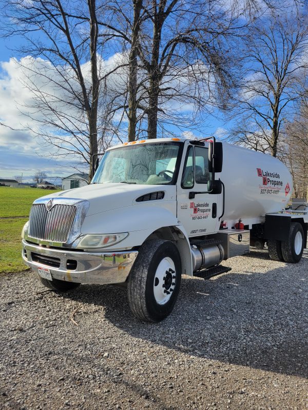 2005 International 4400 - Image 7