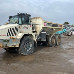 2015 TREX TA300  DUMP TRUCK
