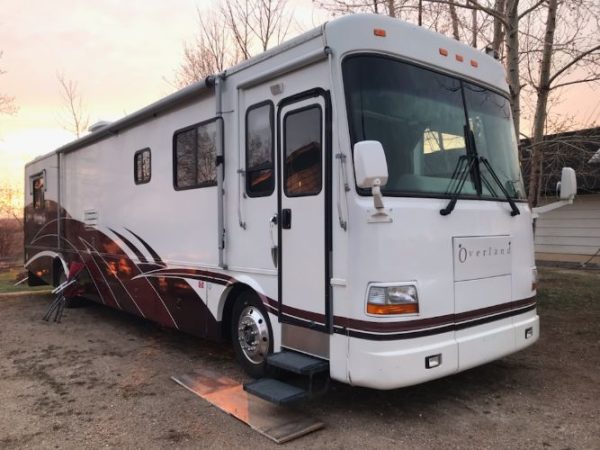 1999 OVERLAND LOREDO CLASS C