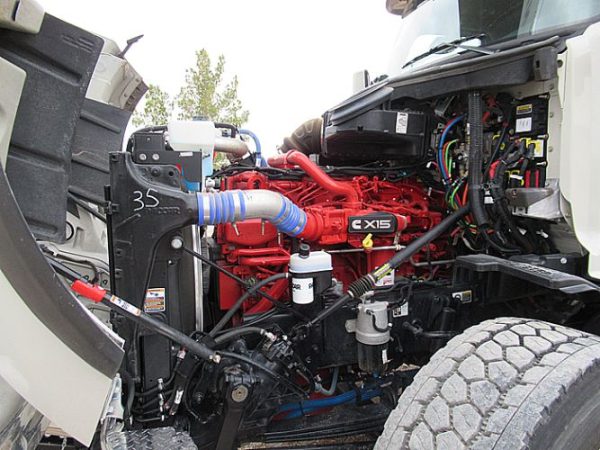 2022 Peterbilt 567 - Image 8