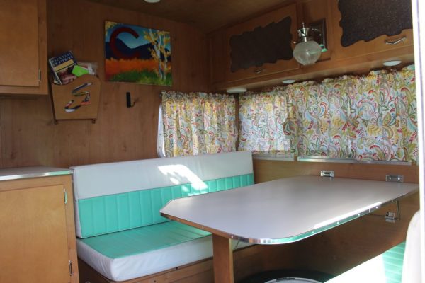 2015 Shasta Airflyte M19 - Image 7
