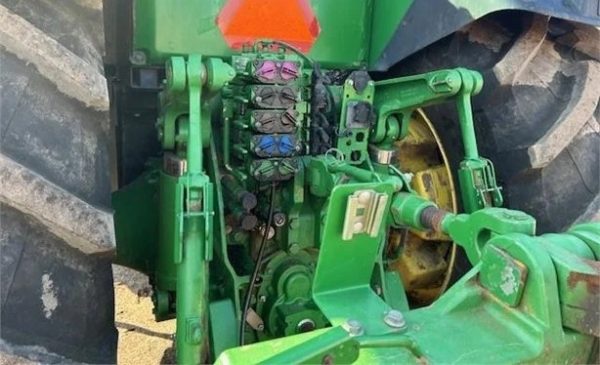 2010 JOHN DEERE 8320R - Image 4