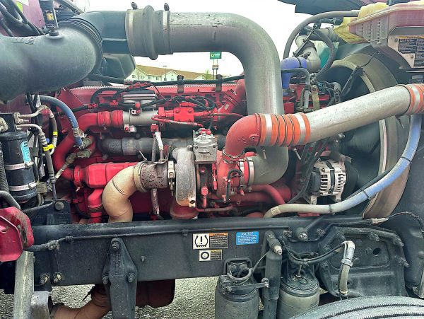 2019 Peterbilt 389 - Image 6