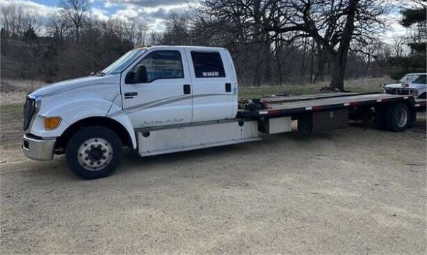 2008 FORD F6502008 FORD F650 - Image 3