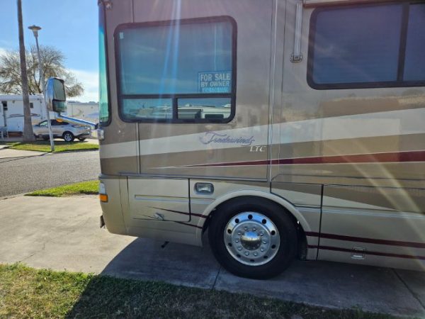 2003 NATIONAL RV TRADEWINDS CLASS A DIESEL PUSHER - Image 3