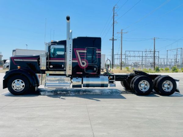 2024 KENWORTH W900  ANNIVERSARY  EDITION - Image 3