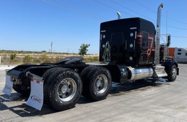 2024 KENWORTH W900  ANNIVERSARY  EDITION - Image 5