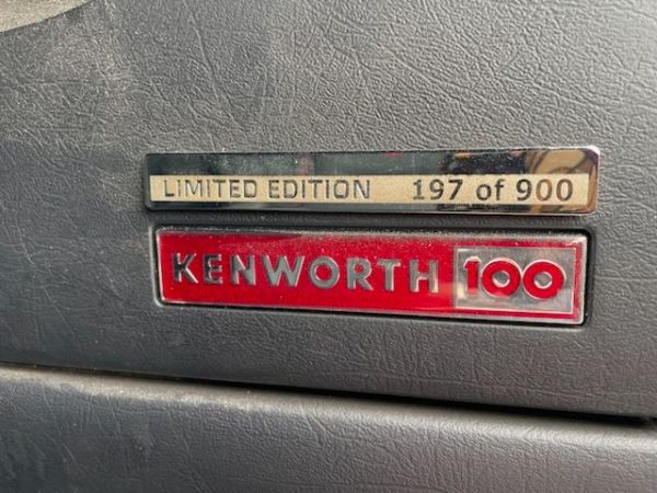 2024 KENWORTH W900  ANNIVERSARY  EDITION - Image 9