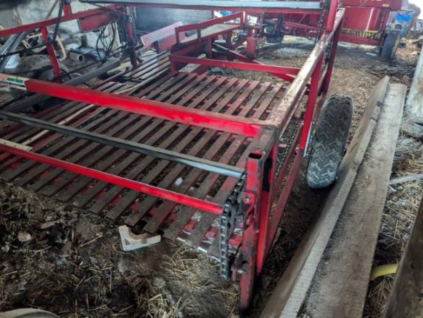 2006 STEFFEN SQUARE BALER ACCUMULATOR