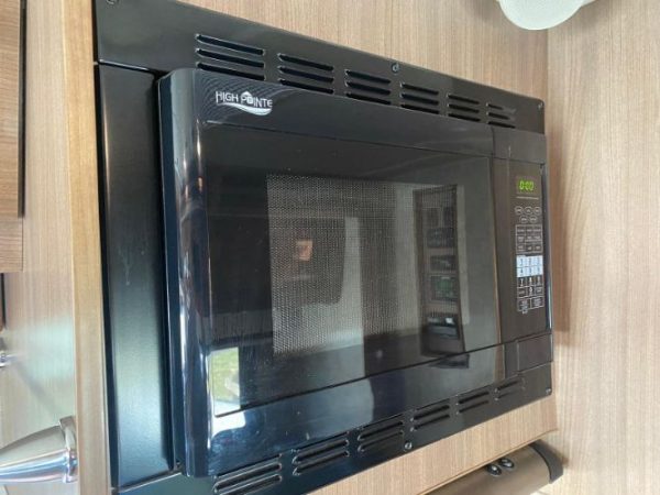 2015 WINNEBAGO ITSACA NAVION 24M - Image 20