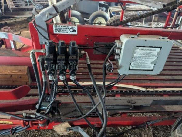 2006 STEFFEN SQUARE BALER ACCUMULATOR - Image 4