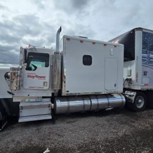2000 KENWORTH  W900L   STUDIO SLEEPER