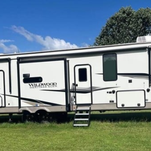 2023 FOREST RIVER WILDWOOD HERITAGE GLEN 353BED