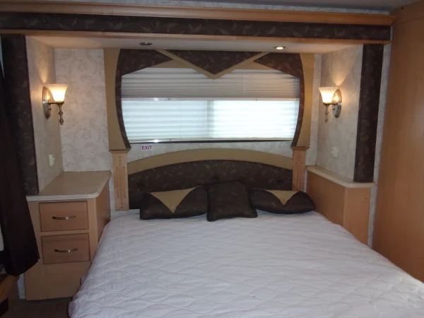 2005 National Tropical T399 - Image 13