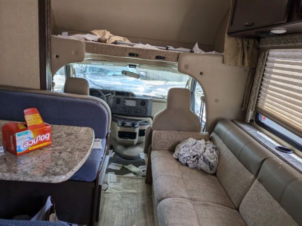 2017 THOR FREEDOM ELITE SF450 MOTOR COACH - Image 3