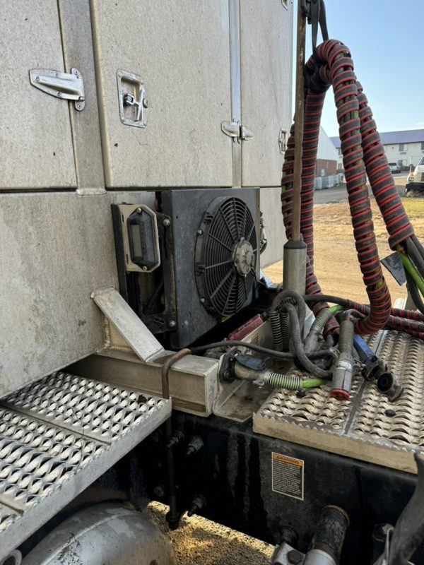 2020 Peterbilt 567 Heritage Edition - Image 7