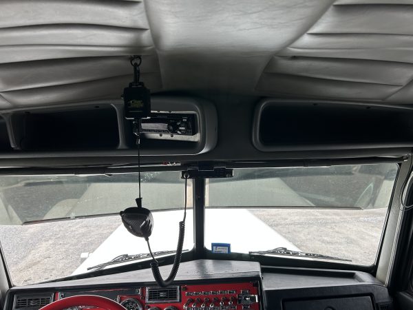 2000 Peterbilt  379 EXHD - Image 6