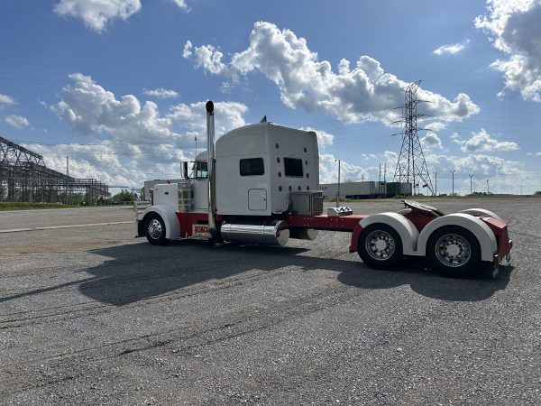 2000 Peterbilt  379 EXHD - Image 21