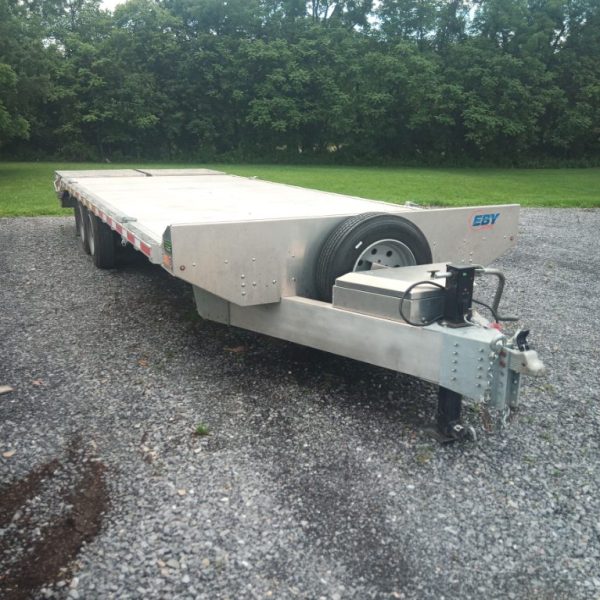 2023 EBY 25′ deckover trailer - Image 2