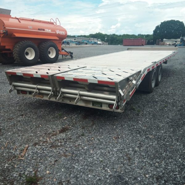 2023 EBY 25′ deckover trailer - Image 7