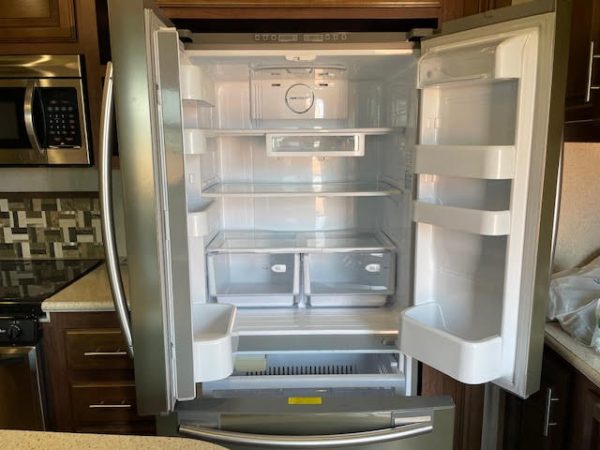 2017 Crossroads RV M-3301 RL - Image 20