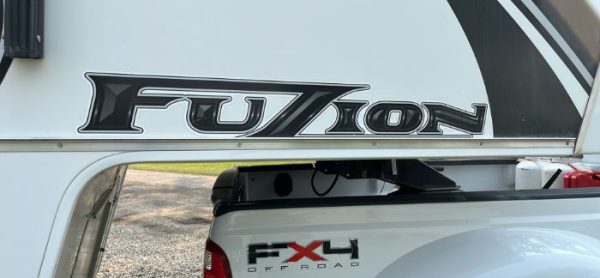 2013 Fuzion M 342 toy hauler RV 38 foot 10 foot garage - Image 6