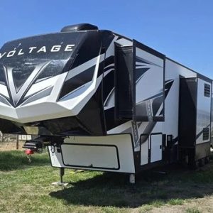 2020 DUTCHMEN VOLTAGE 3915