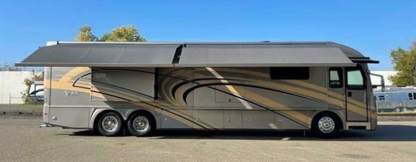 2016 AMERICAN COACH AMERICAN ALLEGIANCE 42G